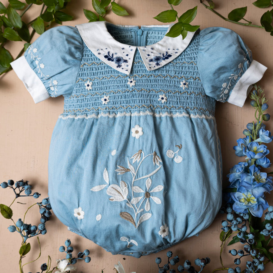 Mima Romper – Babywear with Collar & Floral Embroidery | Dove Blue
