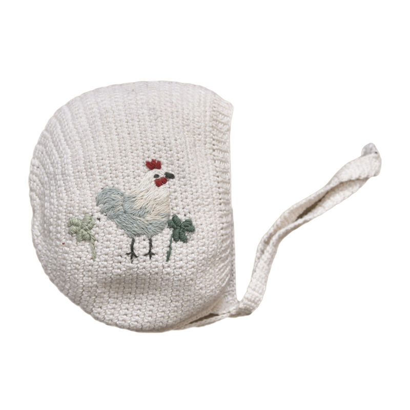 Chicken Bonnet - Marshmellow, Hand-Knitted in Soft Vegan Cotton with Chicken & Clover Embroidery.