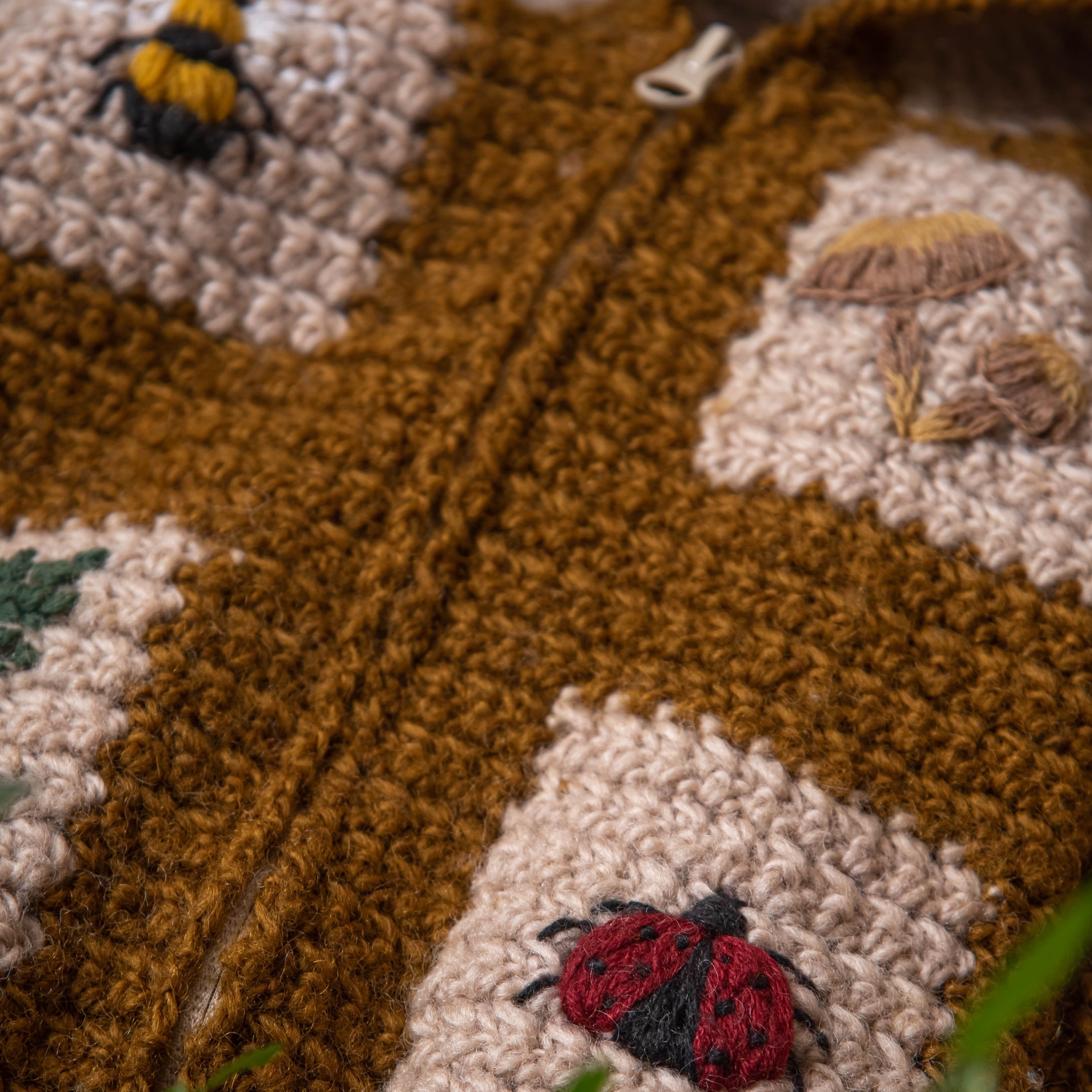 Bugs Life jacket - Amber | Wool kids jacket with embroidery