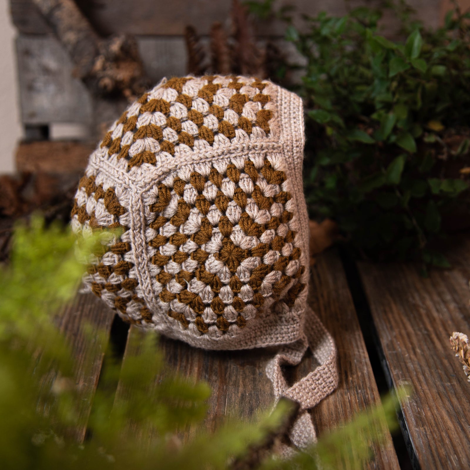 grannybonnet_amber_2_1_1600x.