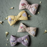 Floral knitted hairbow - Lilac
