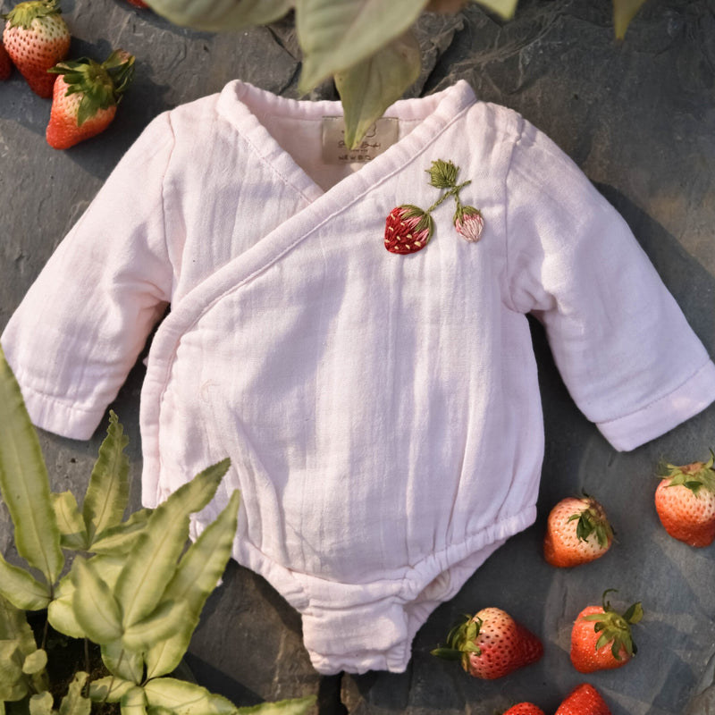 Softy romper with strawberries - Pink