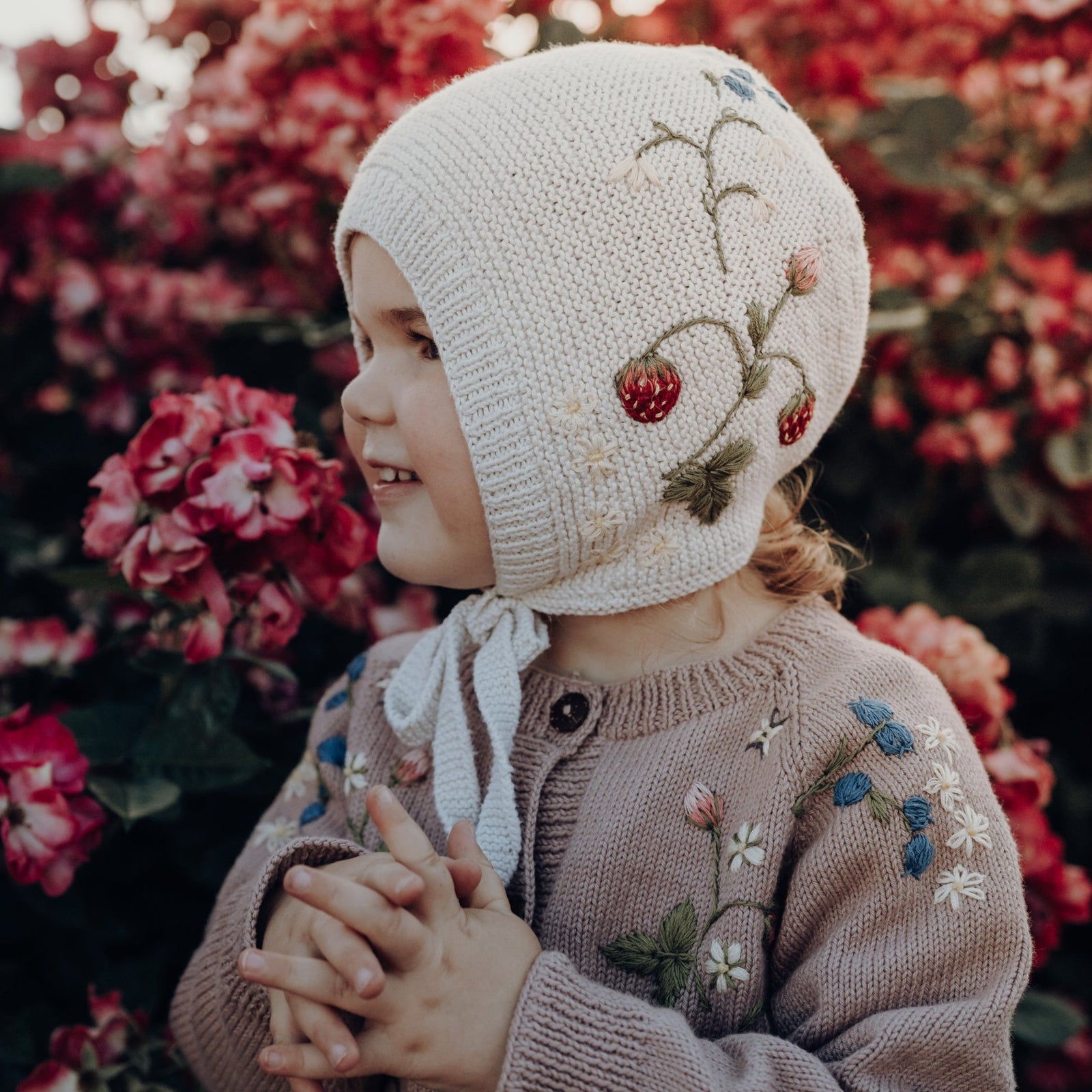 shirley bredal Strawberry ロンパース bonnet Strawberry cardigan (Cotton) - Dahlia